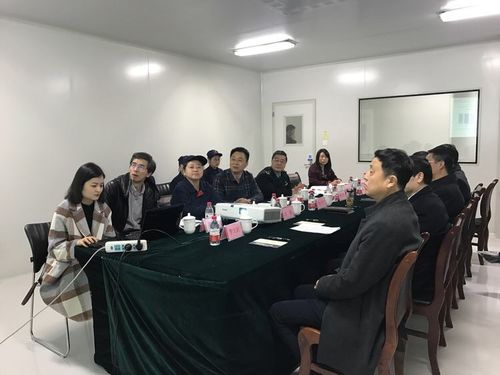 De leiders van Shaanxi Provinciaal Food and Drug Administration bezochten Farmaceutisch Co. van Xi'an Libang, Ltd voor onderzoek en begeleiding